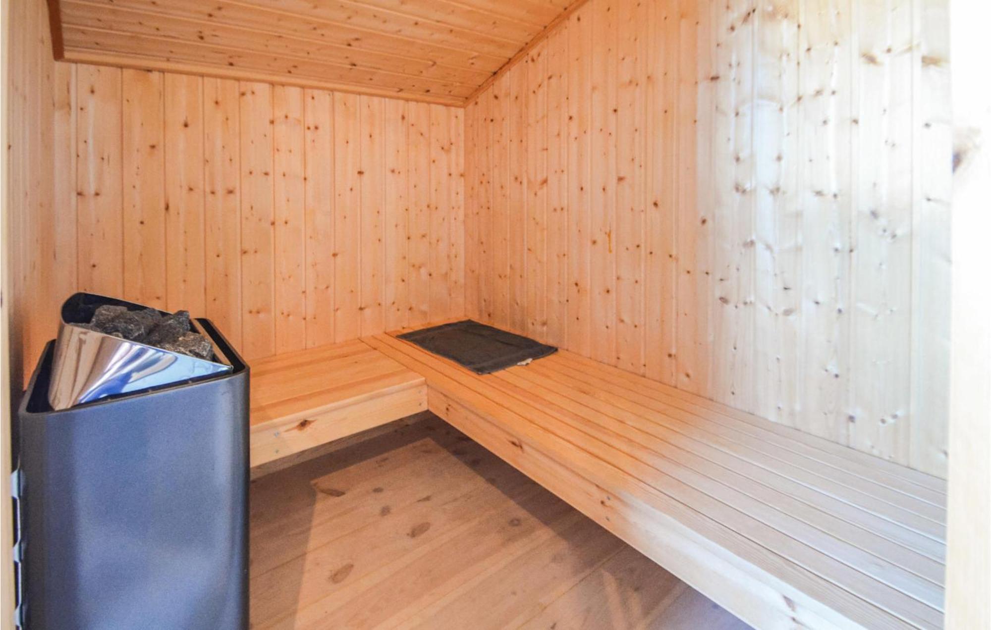 4 Bedroom Pet Friendly Home In Fjerritslev エクステリア 写真